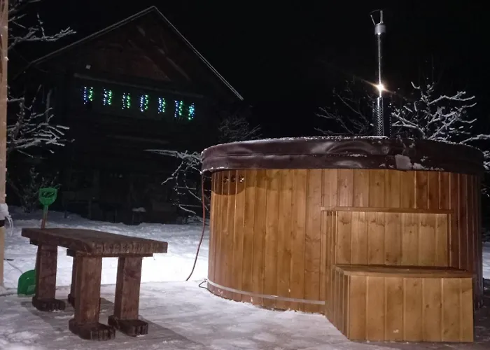 затишна оселя 度假居 韦尔霍维纳